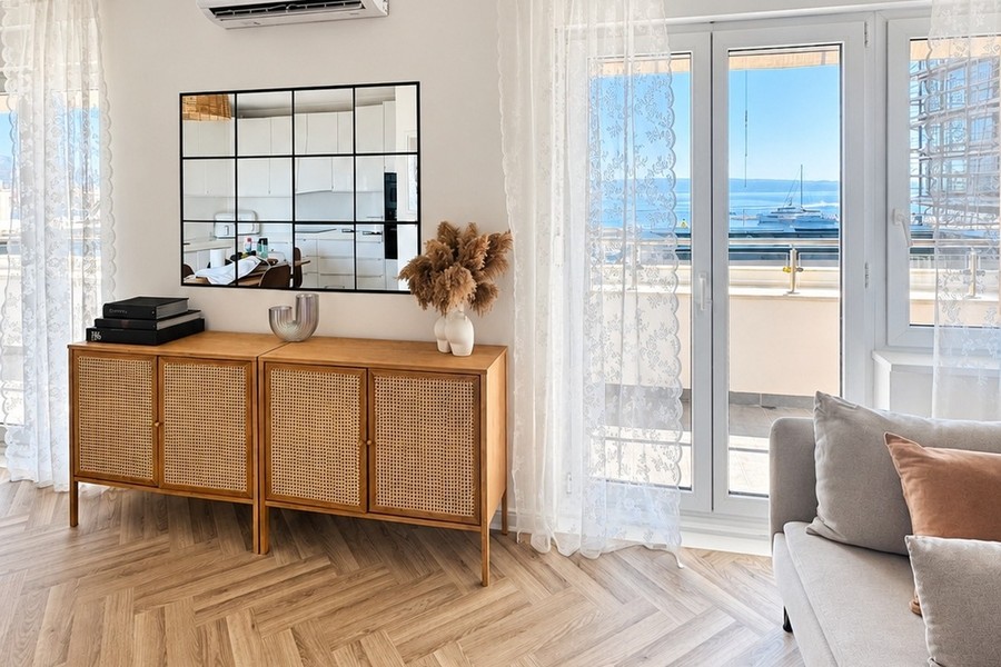 Nappali kilátással a tengerre, Split, Meje városrész